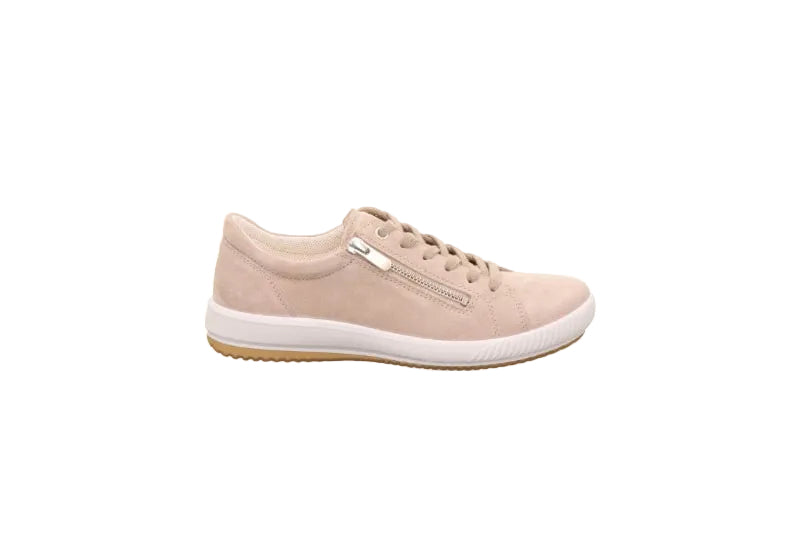 Sneakers in camoscio con zip tacco 3 cm.