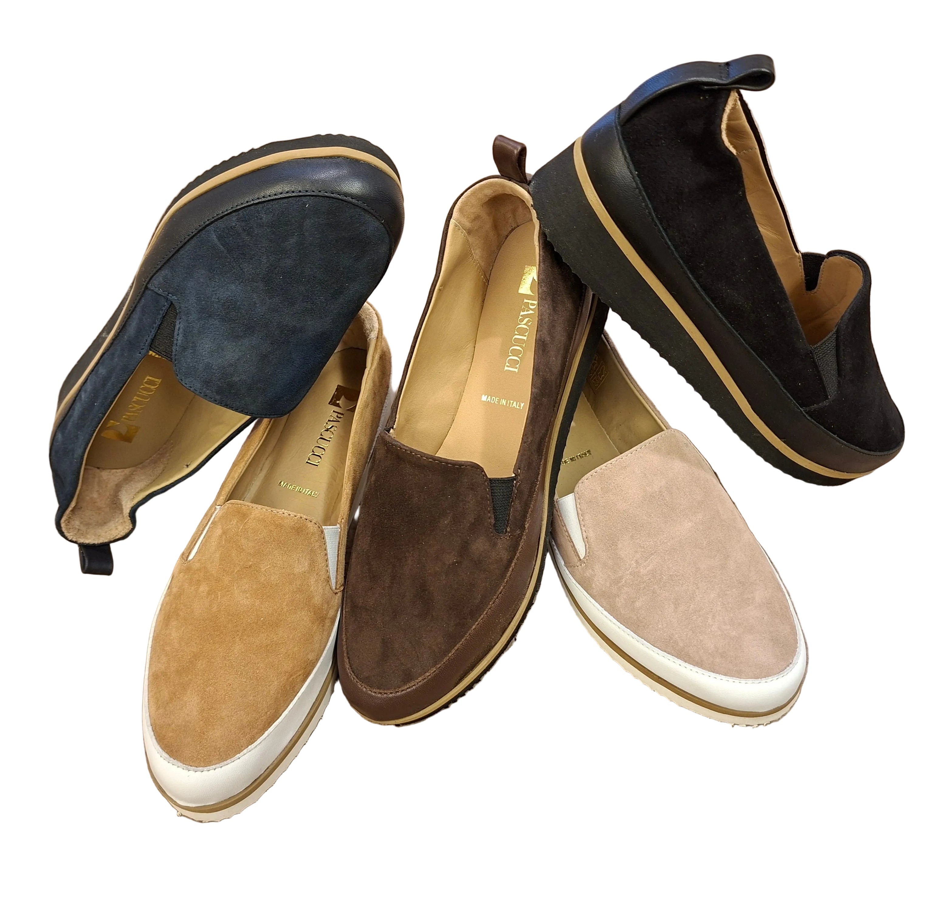Slip-on camoscio e pelle tacco 3,5 cm.