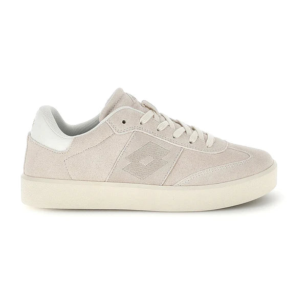 Sneaker in camoscio tacco 2,5 cm.