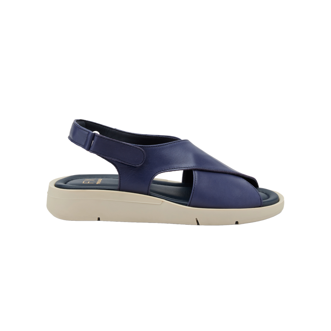 Sandalo ad incrocio pelle zeppetta tacco 3 cm.