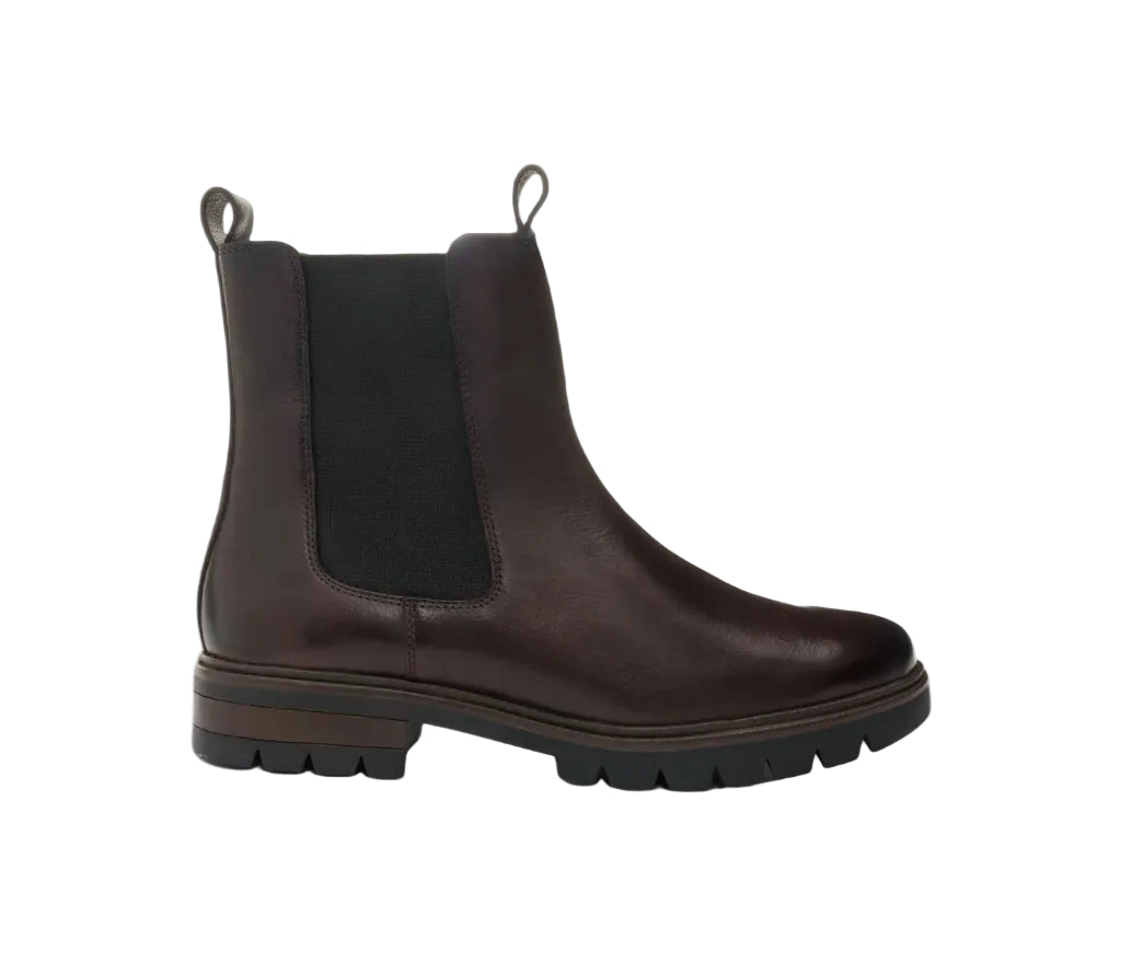 Polacchino in pelle con zip tacco 2,5 cm.