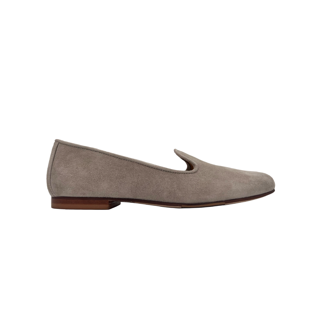 Slip-on in camoscio tacco 1 cm.