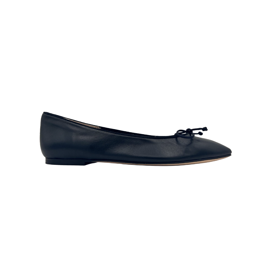 Ballerina leggermente slanciata in pelle tacco 0,5 cm.