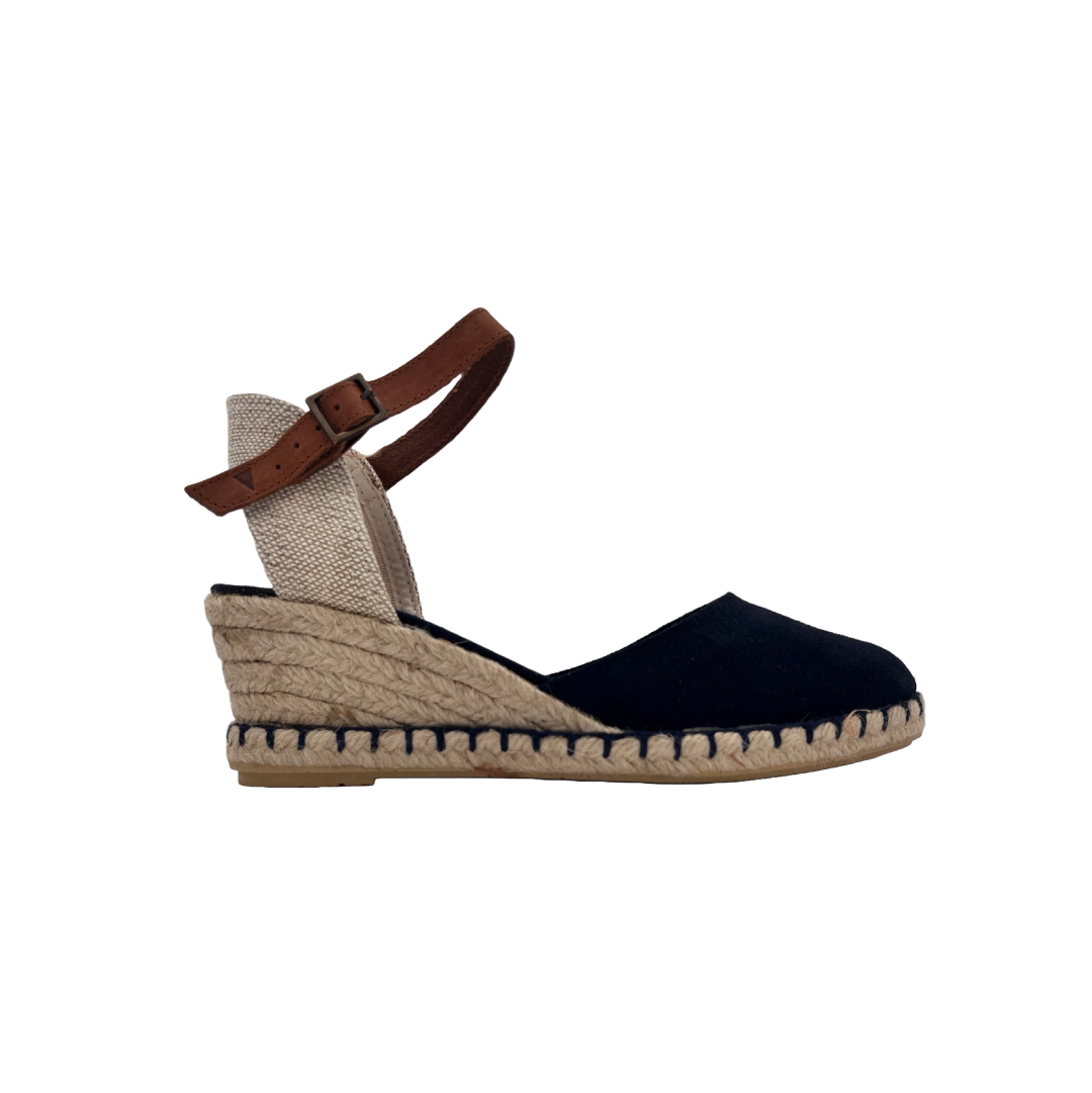 Campesina in camoscio zeppa 5,5 cm.