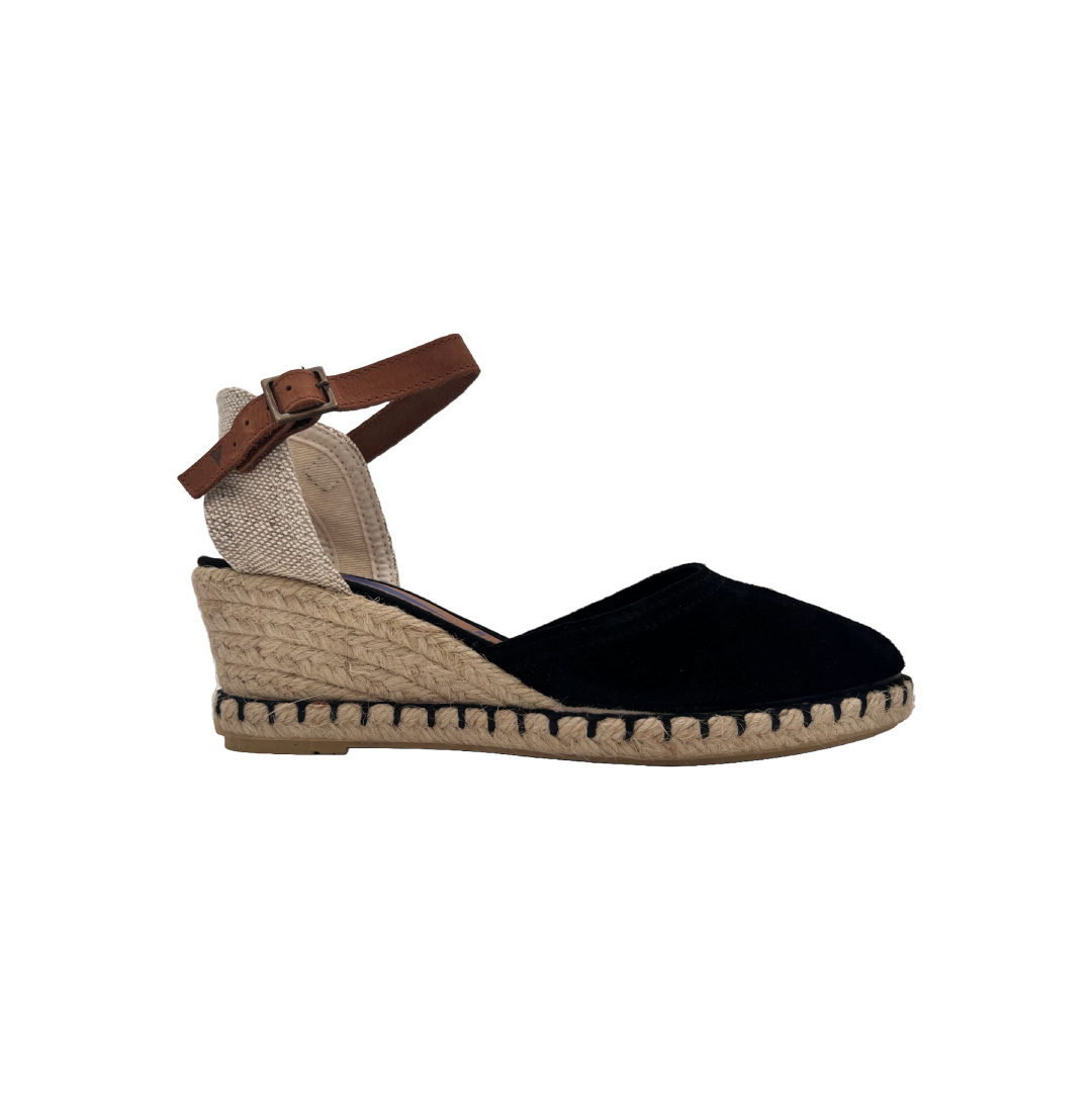 Campesina in camoscio zeppa 5,5 cm.