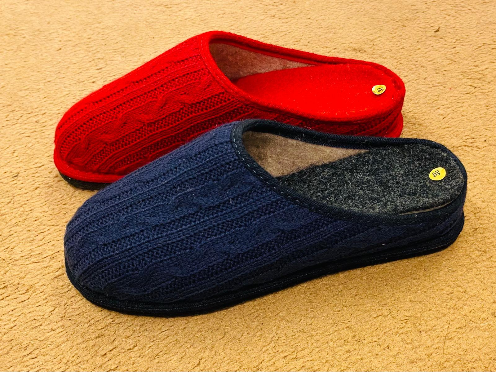 Pianella in lana tacco 3 cm.