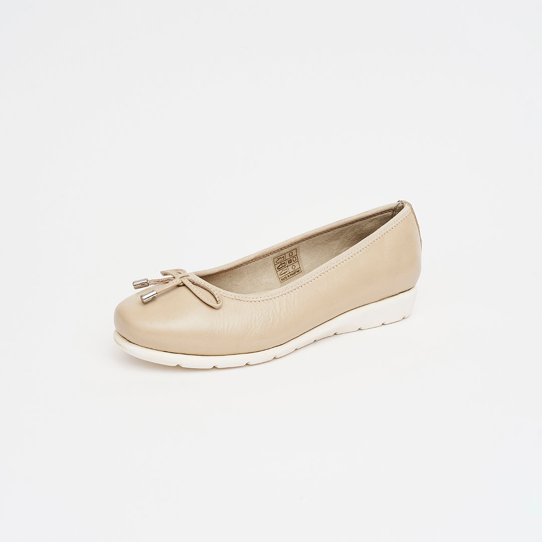 Décolleté pelle tacco 2 cm.