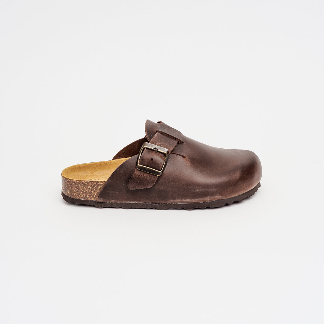 Sabot in pelle tacco 2,5 cm.