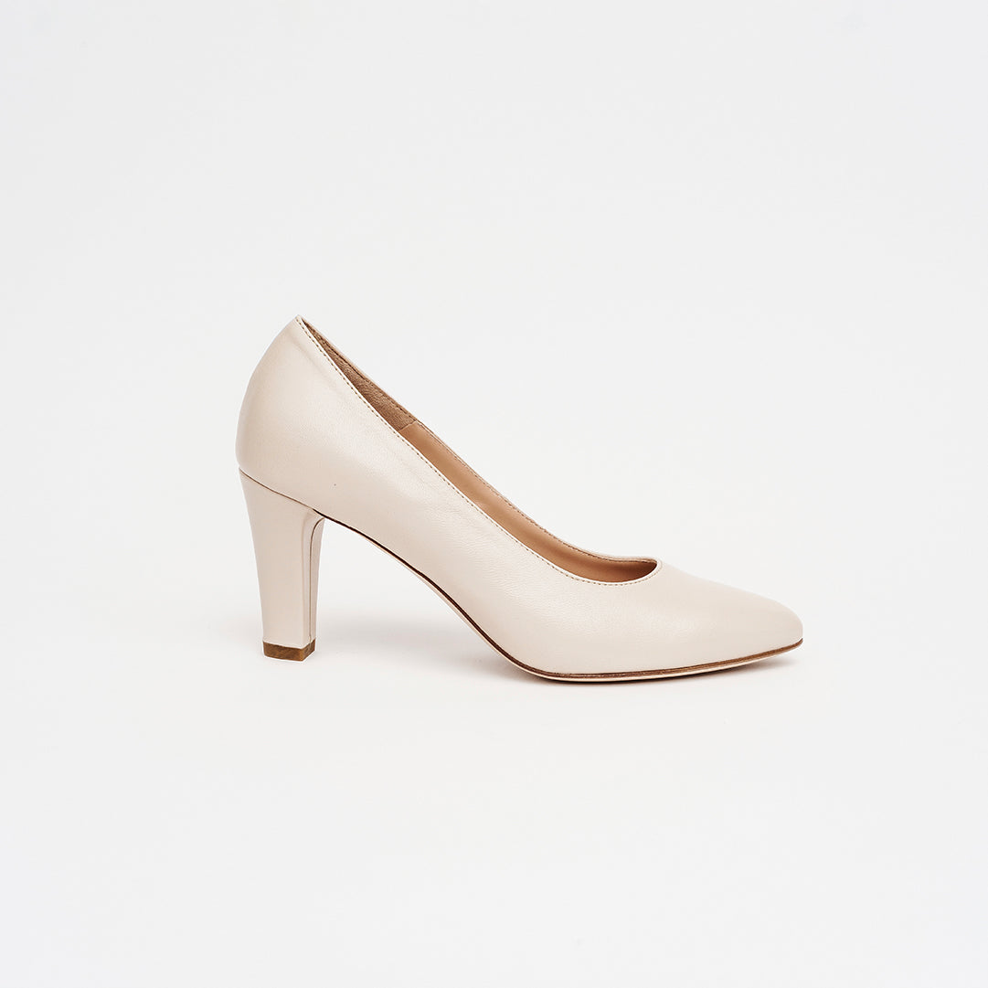 Décolleté in pelle tacco 7 cm.
