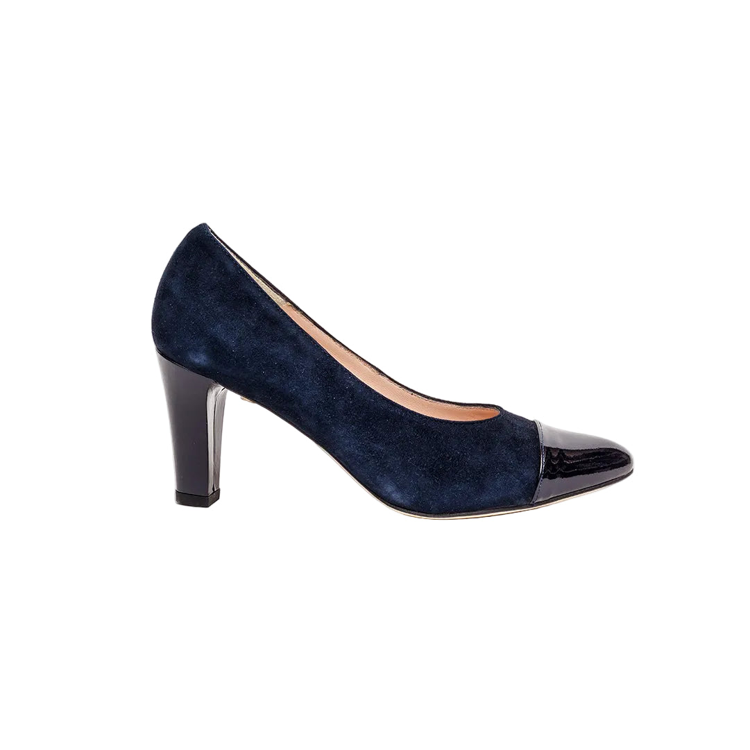 Décolleté in camoscio e vernice blu e pelle e vernice nera tacco 7 cm.