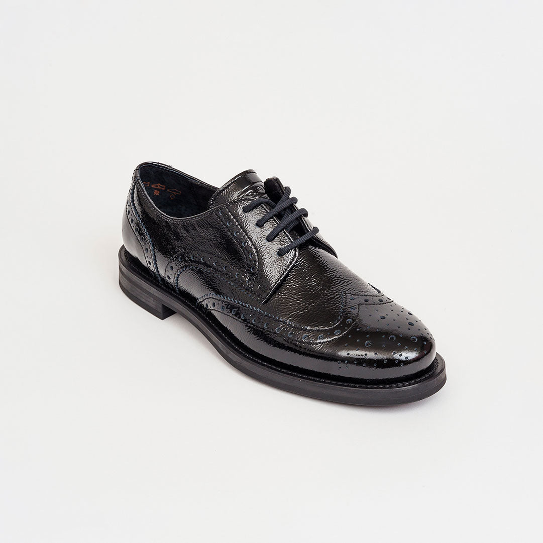 Inglesina coda di rondine vernice tacco 3 cm.