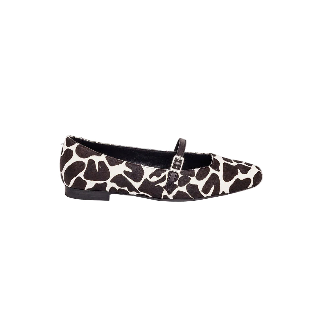 Décolleté con cinturino con stampa animalier bianco-nero tacco 1,5 cm.