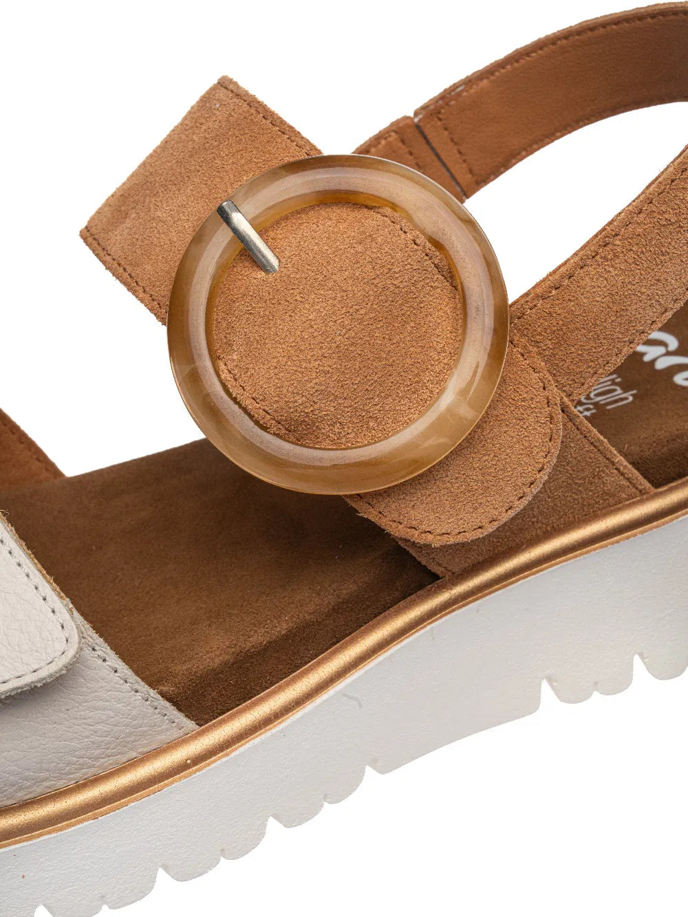 Sandalo regolabile in pelle  cuoio zeppa 4,5  cm.