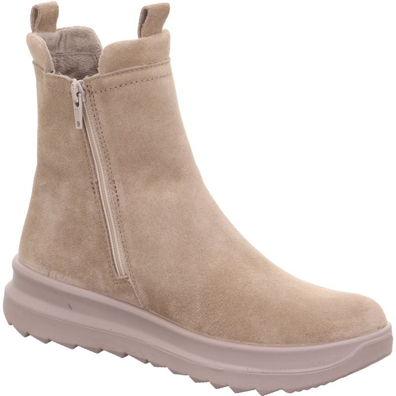 Polacchino in camoscio in tacco 2,5 cm.