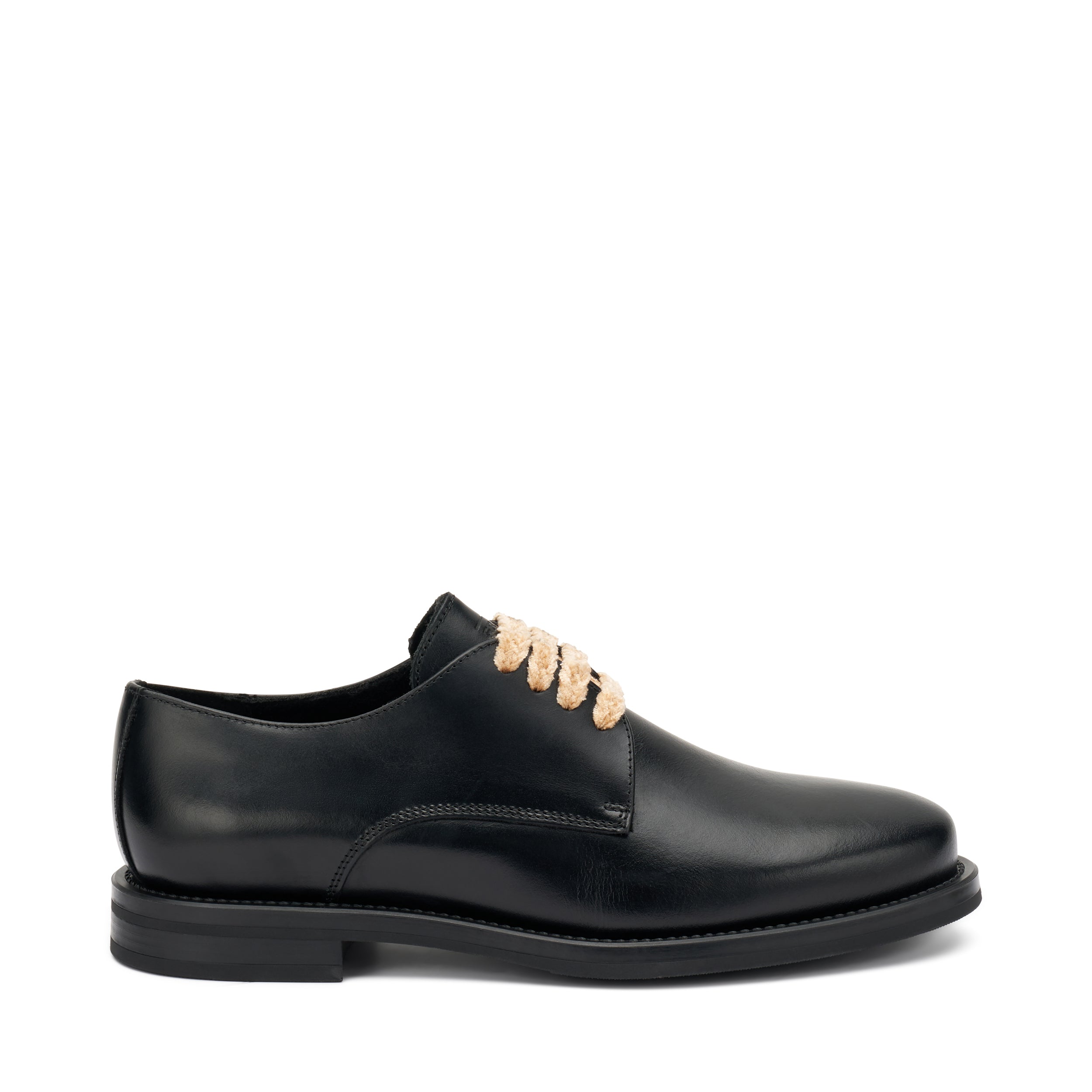 Inglesina in pelle tacco 3 cm.