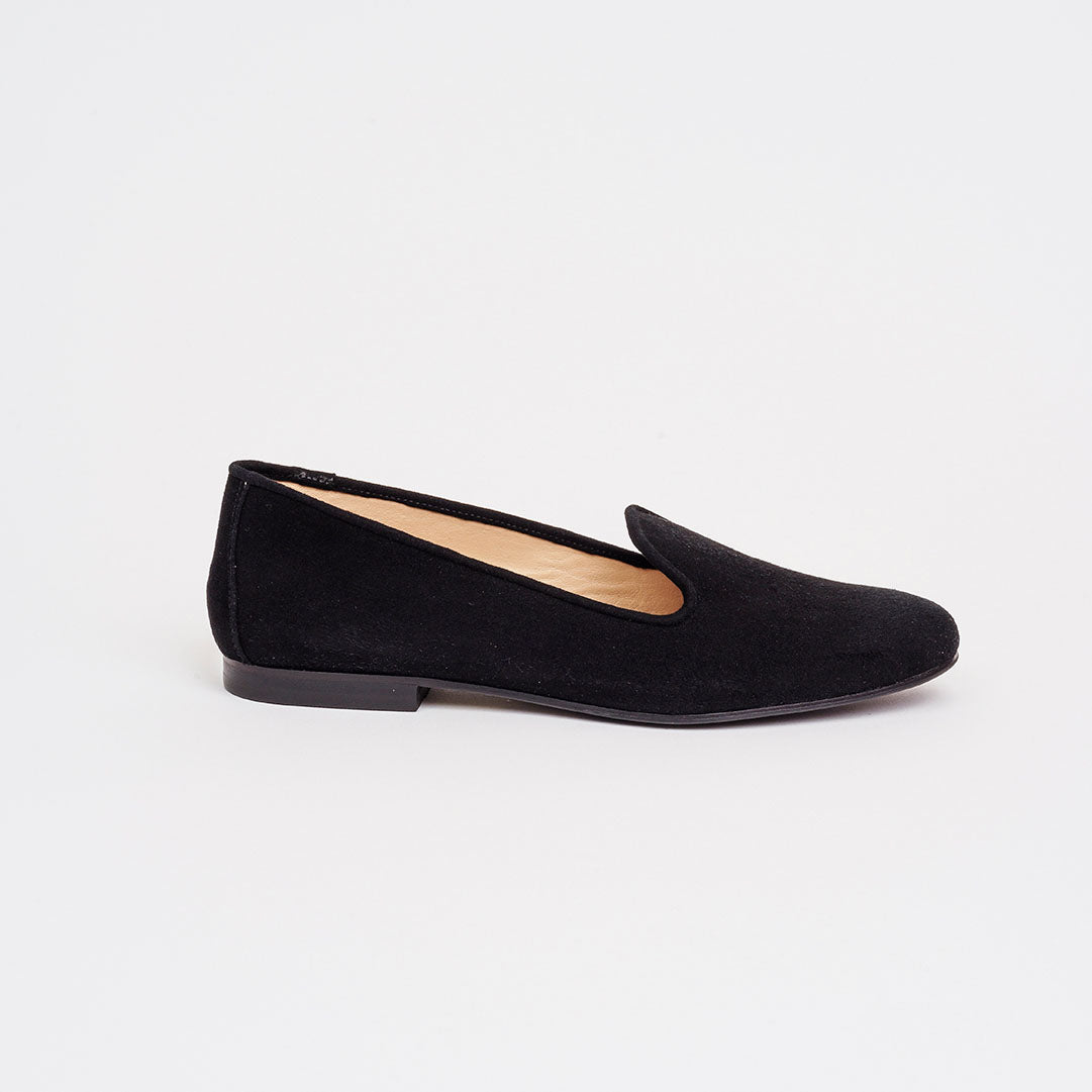 Slipper in camoscio tacco 1 cm.